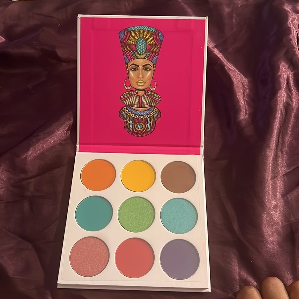 The Zulu by JUVIA’s Eyeshadow​